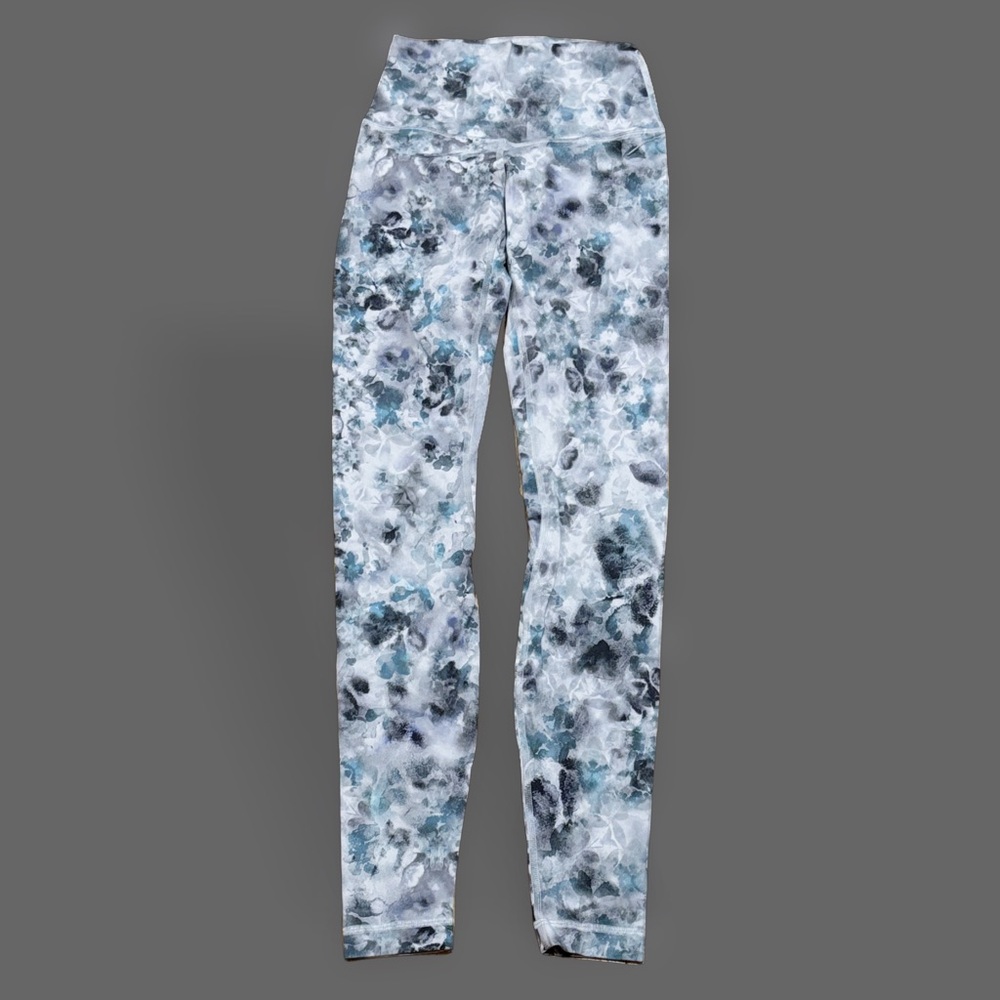 lululemon athletica Blue and Gray Patterned Leggings